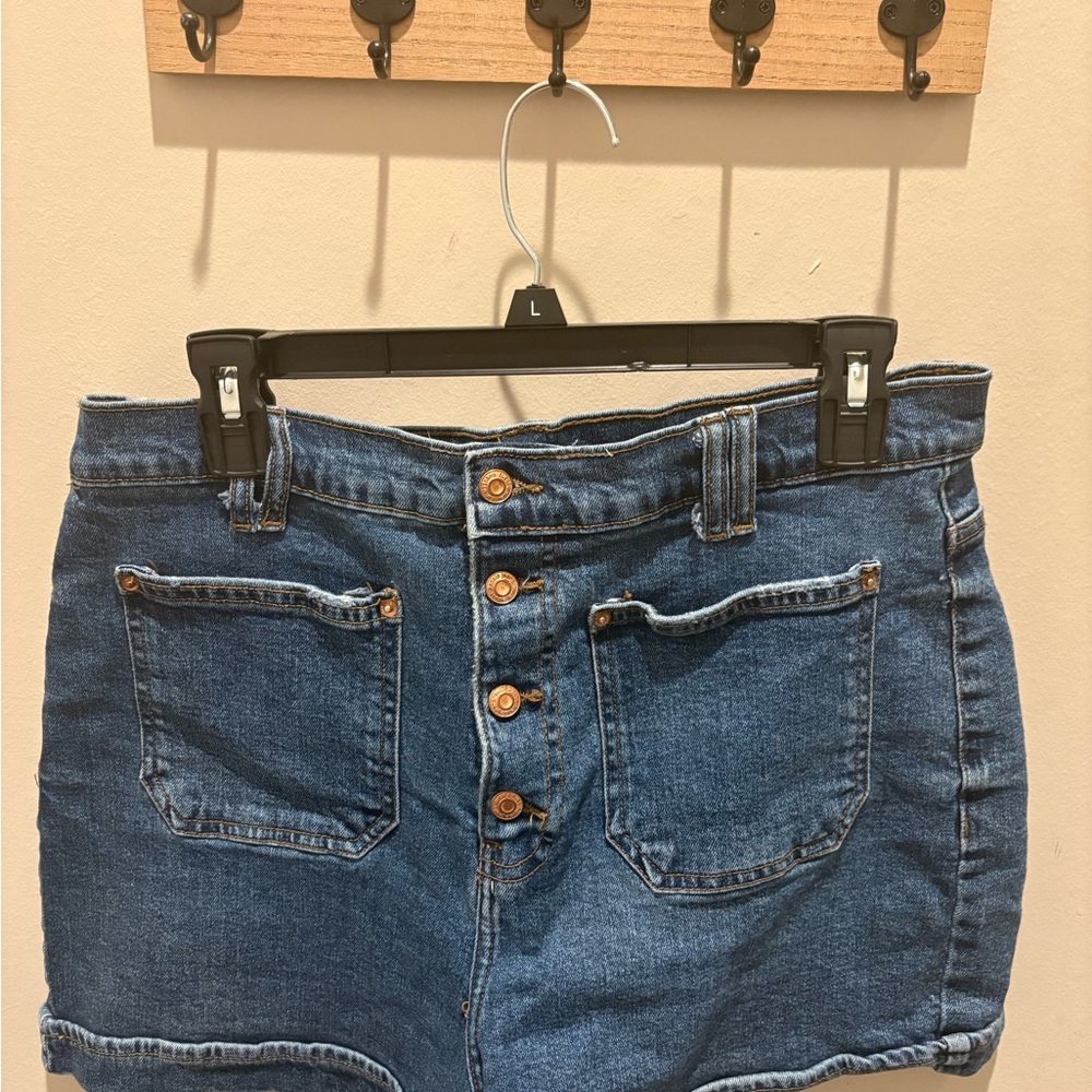 Kensie Blue Jean Button Shorts